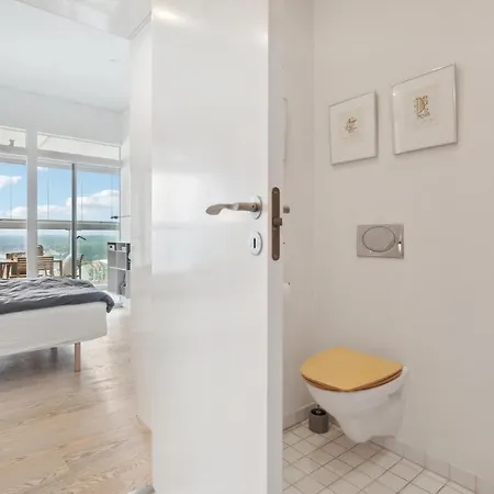 Apartment In C With Wifi And 1 Bedrooms *